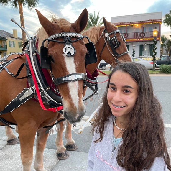 Meet your Posher, Sara - Picture 12 of 13